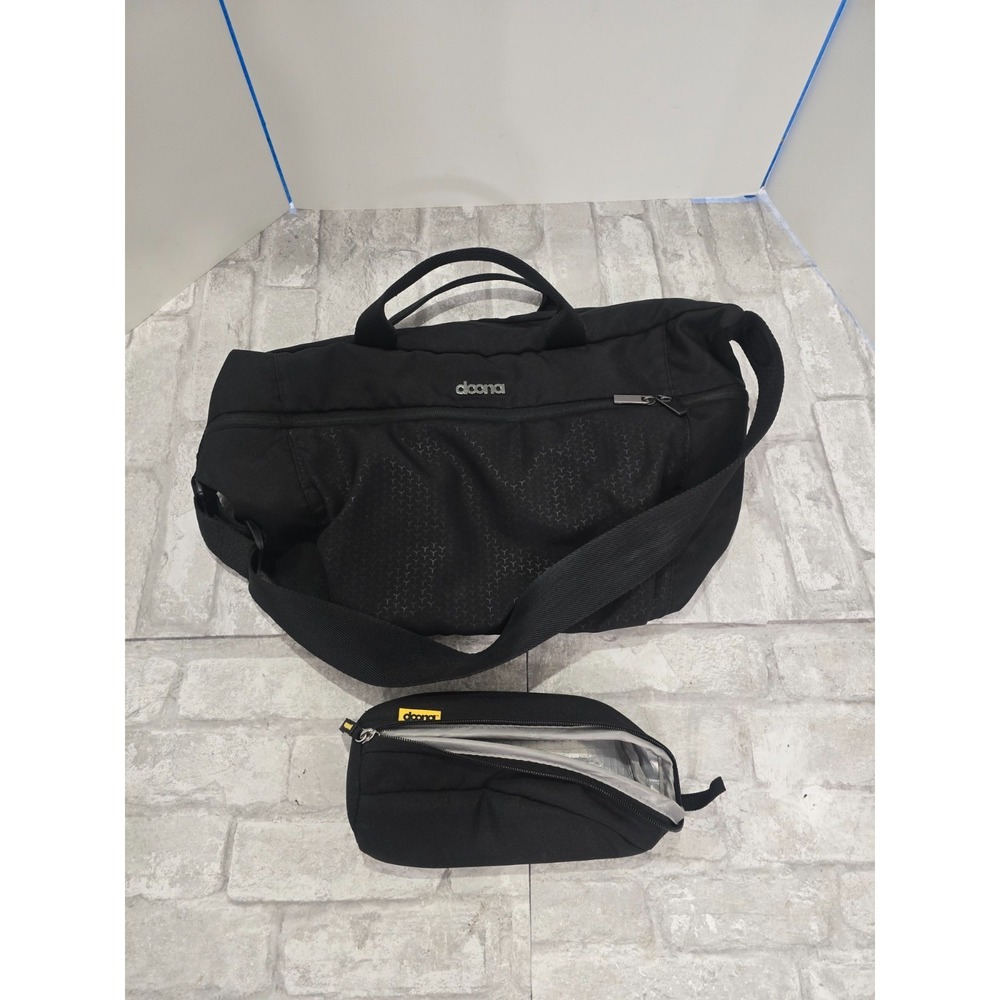 DOONA Essentials Tote Bag with Insulated Zippered Bottle Bag Nitro Black